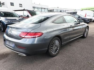 Selenitgrau metallic selenitgrau metallic Gebraucht 2018 Mercedes C220 Limousine | 22.959 € (Teuer)