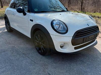 Gebraucht Mini ONE 102 PS (75 kW) 2017 Weiß Kleinwagen