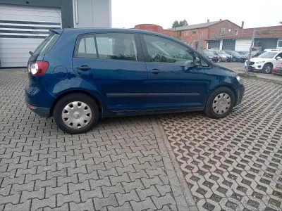 Gebraucht VW Golf IV Trendline 75 PS (55 kW) 2005 Blau Limousine