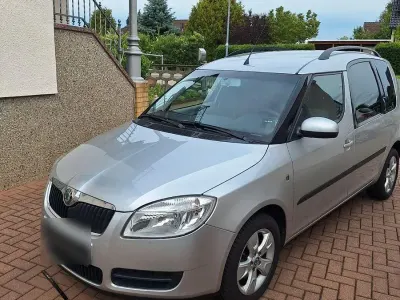 Gebraucht Skoda Roomster 86 PS (63 kW) 2006 Silber Van / Kleinbus