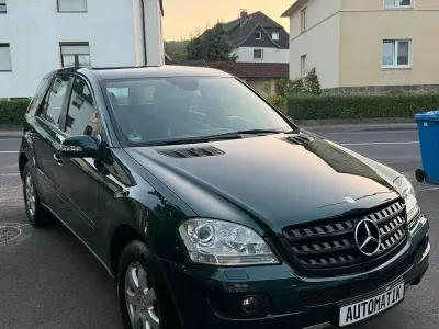 Gebraucht Mercedes ML320 224 PS (164 kW) 2006 Grün SUV
