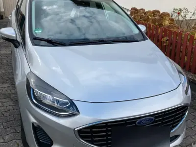 Gebraucht Ford Fiesta Titanium 125 PS (91 kW) 2022 Silber Kleinwagen