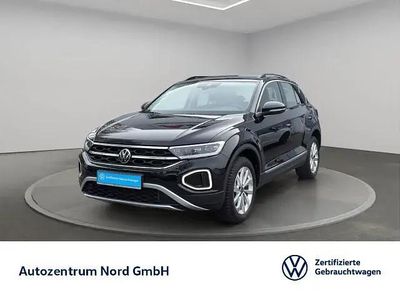 Second-hand VW T-Roc Style 110 CP (80 kW) 2024 Negru SUV