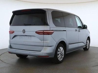 Usado VW Multivan Life 150 HP (110 kW) 2024 Andere Monovolume