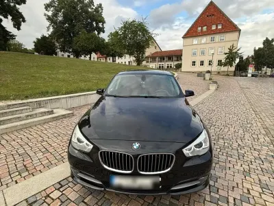 Gebraucht BMW 530 245 PS (180 kW) 2011 Schwarz Limousine