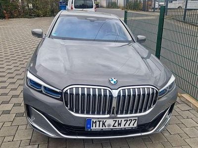 BMW 745e