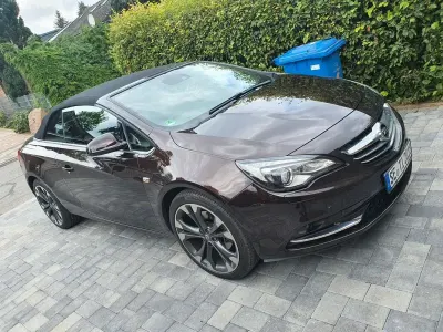 Gebraucht Opel Cascada 194 PS (142 kW) 2013 Braun Cabrio