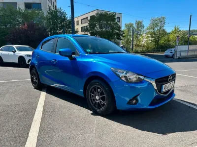 Gebraucht Mazda 2 Exclusive-Line 90 PS (66 kW) 2015 Blau Kleinwagen