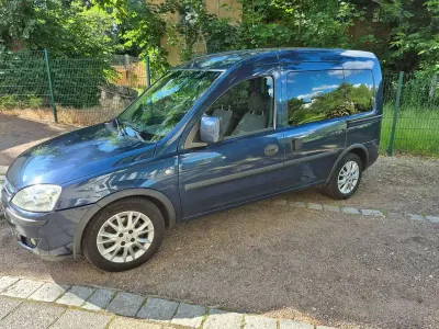 Gebraucht Opel Combo Business 75 PS (55 kW) 2012 Blau Van / Kleinbus