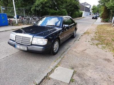 Gebraucht Mercedes E300 180 PS (132 kW) 1992 Blau Coupé