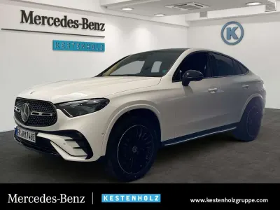 Gebraucht Mercedes GLC300e AMG 333 PS (244 kW) 2025 Polarweiß Coupé