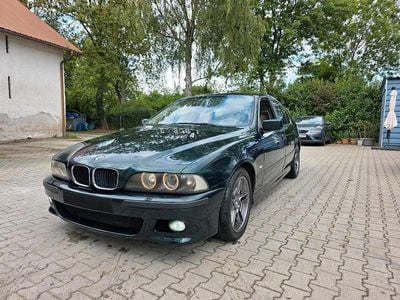 BMW 528