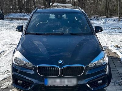 Gebraucht BMW 218 Sport Line 136 PS (100 kW) 2014 Blau Kombi