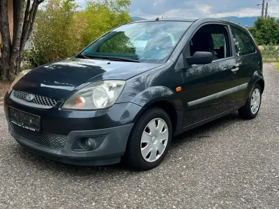 Gebraucht Ford Fiesta 80 PS (58 kW) 2006 Grau Kleinwagen