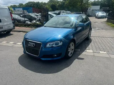 Używany Audi A3 Ambition 125 KM (91 kW) 2009 Niebieski Hatchback
