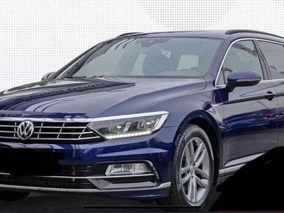 Gebraucht VW Passat Comfortline 190 PS (139 kW) 2018 Blau Kombi
