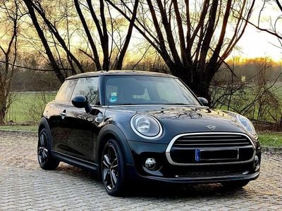 Schwarz Gebraucht 2018 Mini ONE Kleinwagen | 8.900 € (Superpreis)