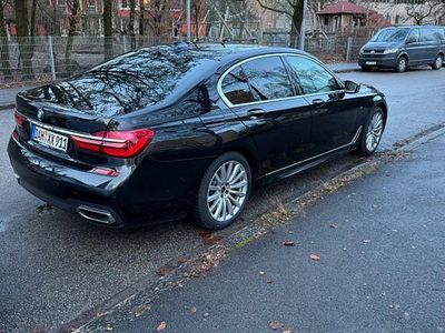 Schwarz Gebraucht 2016 BMW 730 Performance Limousine | 28.500 € (Teuer)