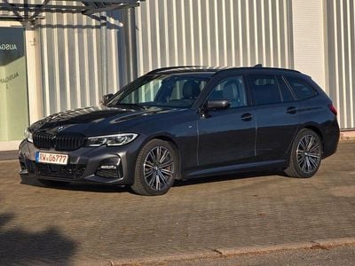 Grau Gebraucht 2022 BMW 320 M Sport Limousine | 23.990 € (Superpreis)