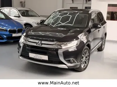 Occasion Mitsubishi Outlander Plus 150 PK (110 kW) 2015 Zwart SUV