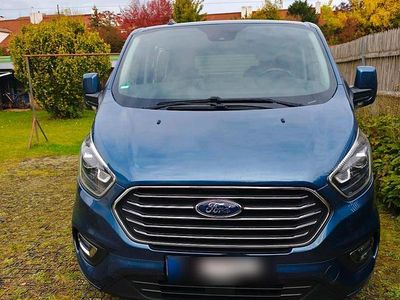 Gebraucht Ford Tourneo Titanium 185 PS (136 kW) 2020 Blau Van / Kleinbus