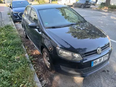 Gebraucht VW Polo 55 PS (40 kW) 2013 Schwarz Kleinwagen