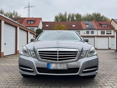 Usata Mercedes E350 292 CV (214 kW) 2010 Grigio Berlina
