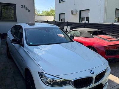 Second-hand BMW 330 258 CP (189 kW) 2015 Alb Berlinǎ