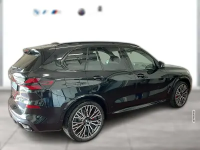 Neu BMW X5 M Sport Line 352 PS (258 kW) 2026 Schwarz metallic SUV