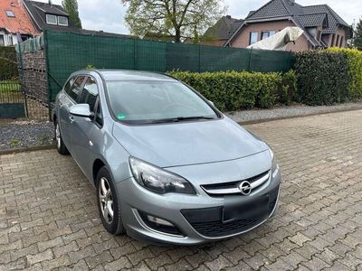 gebraucht Opel Astra Diesel BJ :11/2013 Kombi Fahrzeug springt nicht an