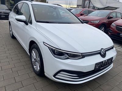 Gebraucht VW Golf VIII Life 116 PS (85 kW) 2021 Weiß Kombi
