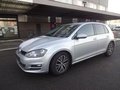 Second-hand VW Golf VII Allstar 110 CP (80 kW) 2016 Argintiu Berlinǎ