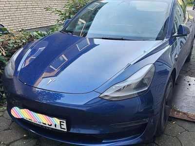 Blau Gebraucht 2022 Tesla Model 3 Limousine | 29.000 € (Fairer Preis)