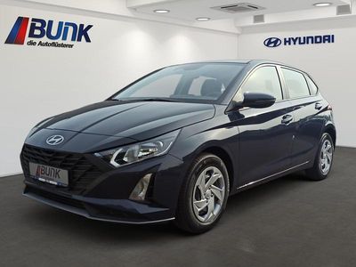 Neu Hyundai i20 Select 79 PS (58 kW) 2025 Aurora grey Limousine