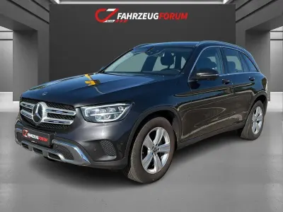 Używany Mercedes GLC220 194 KM (142 kW) 2020 Szary SUV