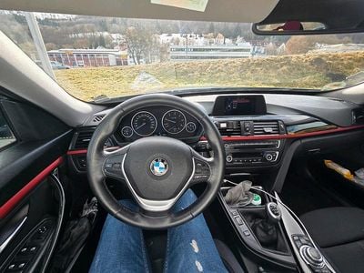Gebraucht BMW 320 Gran Turismo 184 PS (135 kW) 2014 Silber Limousine