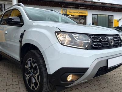Gebraucht Dacia Duster Celebration 150 PS (110 kW) 2021 Weiß SUV