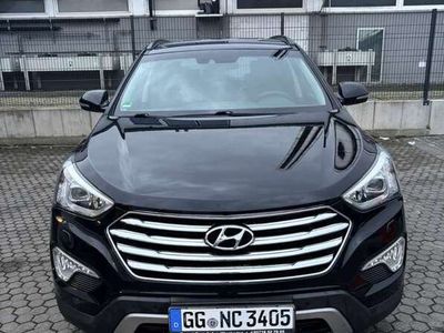 Hyundai Grand Santa Fe