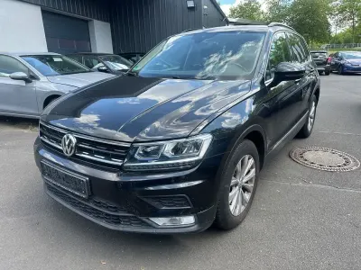 Gebraucht VW Tiguan Comfortline 116 PS (85 kW) 2016 Schwarz SUV
