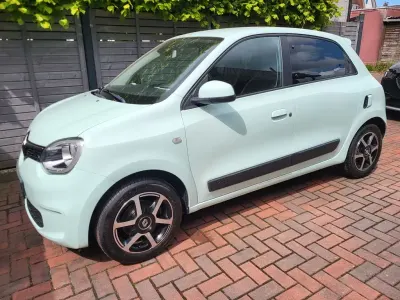 Używany Renault Twingo LIMITED 73 KM (53 kW) 2020 Zielony Hatchback