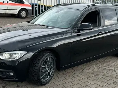 Brugt BMW 318 Advantage 150 HK (110 kW) 2018 Sort Stationcar