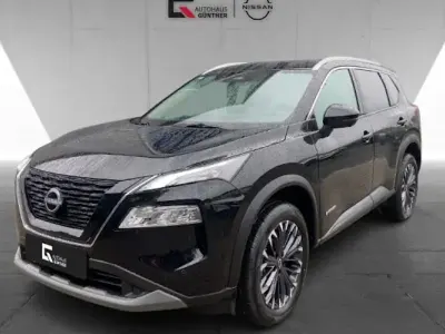 Neu Nissan X-Trail 360º 204 PS (150 kW) 2026 Schwarz SUV
