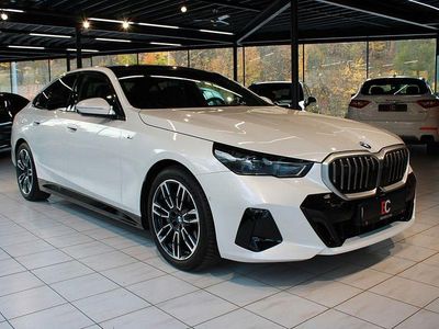 Gebraucht BMW 540 M Sport 303 PS (222 kW) 2025 Weiß Limousine