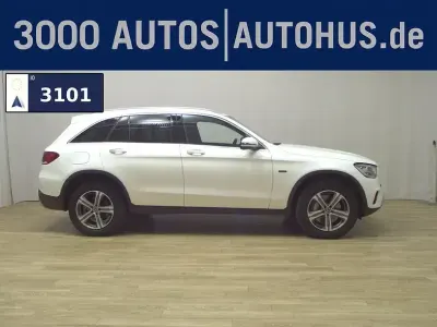 Gebraucht Mercedes GLC300e 320 PS (235 kW) 2021 Weiss SUV