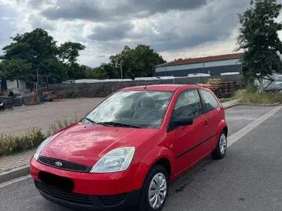 Gebraucht Ford Fiesta 60 PS (44 kW) 2003 Rot Kleinwagen