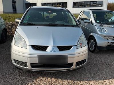 Gebraucht Mitsubishi Colt 95 PS (69 kW) 2004 Silber Kleinwagen