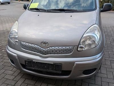 Gebraucht Toyota Yaris Verso Sol 84 PS (61 kW) 2006 Beige Van / Kleinbus