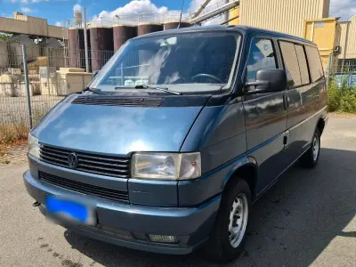 Gebraucht VW T4 78 PS (57 kW) 1993 Blau Van