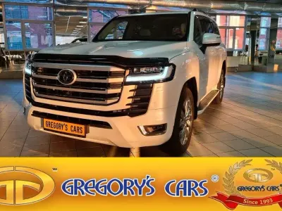 Neu Toyota Land Cruiser 415 PS (305 kW) 2026 Eminent white special metallic SUV