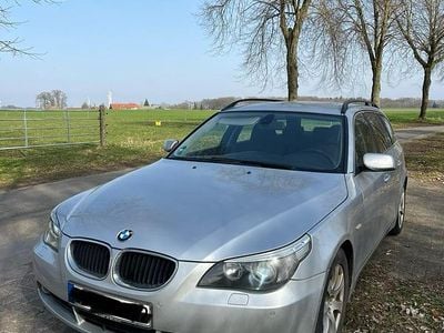 Usata BMW 525 192 CV (141 kW) 2004 Argento Station wagon